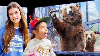 Nastya and Miya visit the zoo and learn about animals