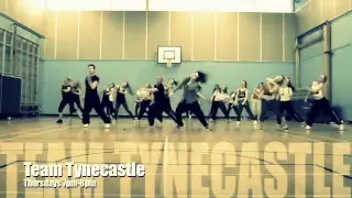Simon Says Dance - A Little Party Never Killed Nobody - Fergie