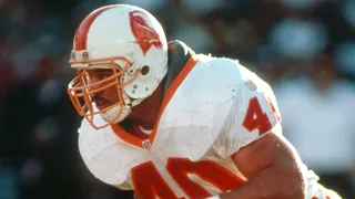 Rookie Mike Alstott Wreaks Havoc | Creamsicle Week