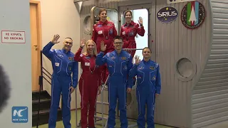 International SIRIUS crew simulates flight to the moon