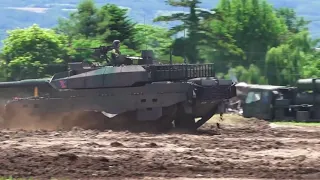 JGSDF Type 10 Vs Type 90.