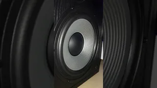 Edifier R2850DB "bass test" No1