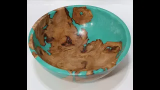 Woodturning | Turquoise Resin and Burl Bowl