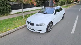 POV arriba de un Bmw M3 E92 V8 con caja manual - Un modelo que pasará a la historia de la marca