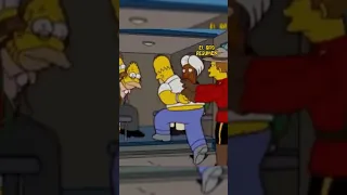 HOMERO SE VUELVE TRAFICANTEË | LOS SIMPSON #shorts