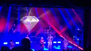 Ava Max - The Motto (Live in London)