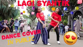 LAGI SYANTIK DANCE COVER LAGU VIRAL IN PUBLIC - Natya & Rendy | Rezvan and Vanya (RezVanya)