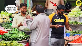 Buying Groceries For Strangers in Ramzan