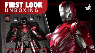 Hot Toys Iron Man 3 Silver Centurion Armor Suit Up Version Figure Unboxing | First Look