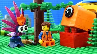 LEGO MOVIE 2 Emmet & Aliens 👽 Lego Fail Compilation - LuckyCleverToys