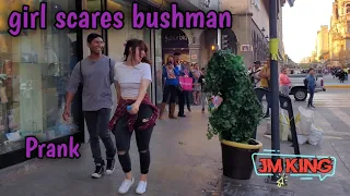 girl scares Bushman, Prank🤣🤣🤣