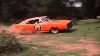 The Dukes Of Hazzard - S03E21 Scene 5