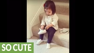 Tiny toddler gets ready all by herself!