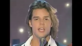 Ricky Martin - Te Extraño, Te Olvido, Te Amo (1995)