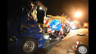 Sattelzug prallt in Sicherungsfahrzeug auf der A6 bei Sinsheim - Fahrer schwer eingeklemmt