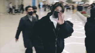 엔하이픈(ENHYPEN ) 니키(#NIKI #ニキ #西村力) Arrival Incheon Airport (仁川国際空港 入国)