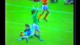 1980 (September 10) Republic of Ireland 2-Holland 1 (World Cup Qualifier).avi