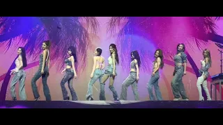 [FANCAM] 6-24-23 Twice (트와이스) World Tour Ready To Be - Houston Day 1 - Alcohol Free