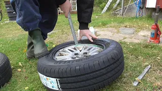 How to Change Tires Without a Machine