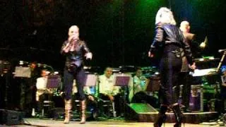 Mazz Murray and Kerry Ellis  'I Want It All'