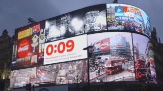 Piccadilly Lights - Lights off...