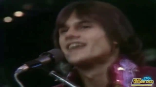 Radio Dancing Days Presents: KC & The Sunshine Band - "Shake Your Booty" (1976)