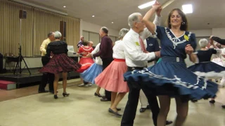 49 DOUG KAUFFMAN SINGS/CALLS "HOLLYWOOD" SQUARE DANCE