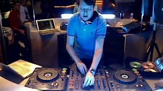 DJ Паша Кореец - TOP DJ Live (11-11-2009)