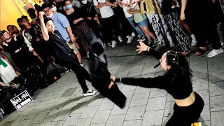 SATURDAY. BLACK MIST. HOON.  UNIQUE EXHILARATING BUSKING. HONGDAE STREET.