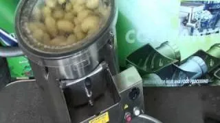 Работа картофелечистки CE 570