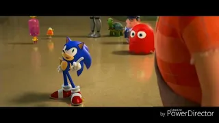 Sonic explains the internet