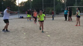 Práctica de kickingball