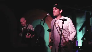 Vox Urbana - Karolina (Live at Cans Deli)