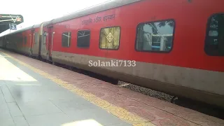 22807 SANTRAGACHI AC SF EXPRESSSantragachi junction    MGR Chennai Central 1080p