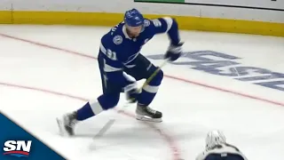 Steven Stamkos One Times It Past Panthers' Sergei Bobrovsky