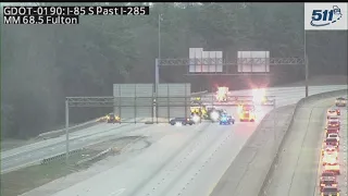 1 dead, 1 injured after major crash shuts down I-85 north near airport