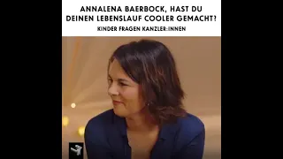 Kinder fragen Analena Baerbock