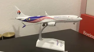 JCwings Malaysia airlines 737max8 aircraft model review (1:200 scale)