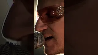 In 2008, U2 covered Greg Lake’s “I Believe in Father Christmas” ☃️ #u2 #Christmas