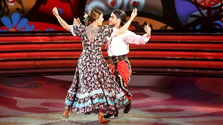 ¡Geniales! Viviana Saccone y Tito Díaz bailaron "Chacarera del violín" pedido por Ángel de Brito