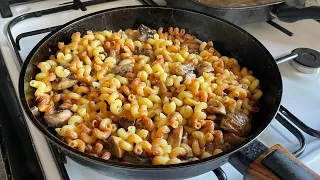 FRIED PASTA in sour cream and garlic sauce with MUSHROOMS