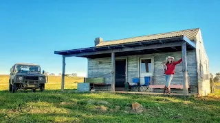 My TINY HOUSE in the OUTBACK of AUSTRALIA | HOME TOUR | Farm life Australia