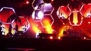 Muse - Butterflies & Hurricanes [Live @ Lollapalooza 2011]