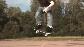 Skateology: FS shifty ollie (1000 fps slow motion)