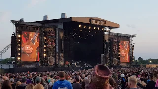 Guns N' Roses - Sweet Child Of Mine - Download Festival 2018 (HD)