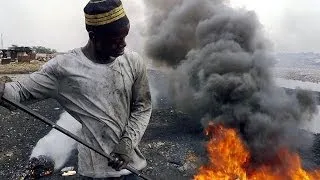 Computer recycling West Africa style - Click - BBC News