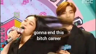 hyunjin and mina in a nutshell