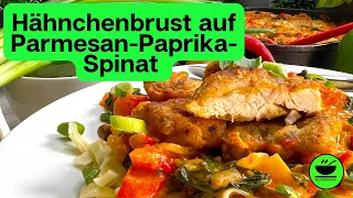 Hähnchenbrust auf Parmesan-Paprika-Spinat von KochMalSchnell