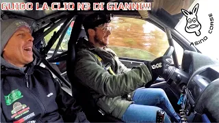 LA PRIMA VOLTA CHE GUIDI UNA VERA AUTO DA RALLY NON È COME L'HAI SEMPRE SOGNATO - Clio N3 di White