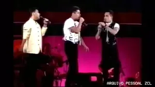 Luciano e Leonardo - É o Amor (Ao Vivo No Show Amigos / Rede Globo • Completo) (Dia: 31/12/1995).